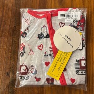 Boys Infant 6-12 month Construction Zip-up pajamas.